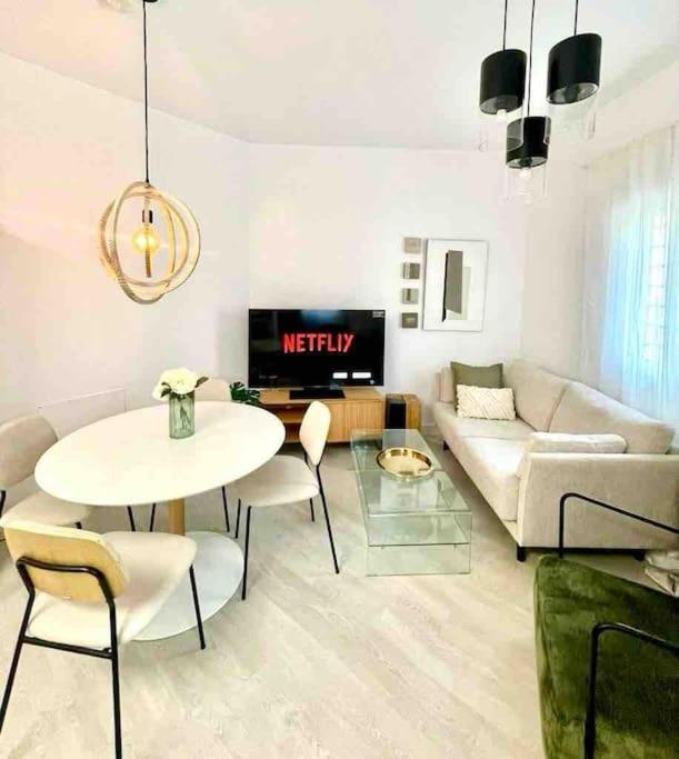 Historical Centre! Private Terrace & Gym-Near Public Parking Apartment Malaga Ngoại thất bức ảnh