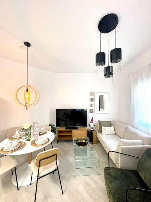Historical Centre! Private Terrace & Gym-Near Public Parking Apartment Malaga Ngoại thất bức ảnh