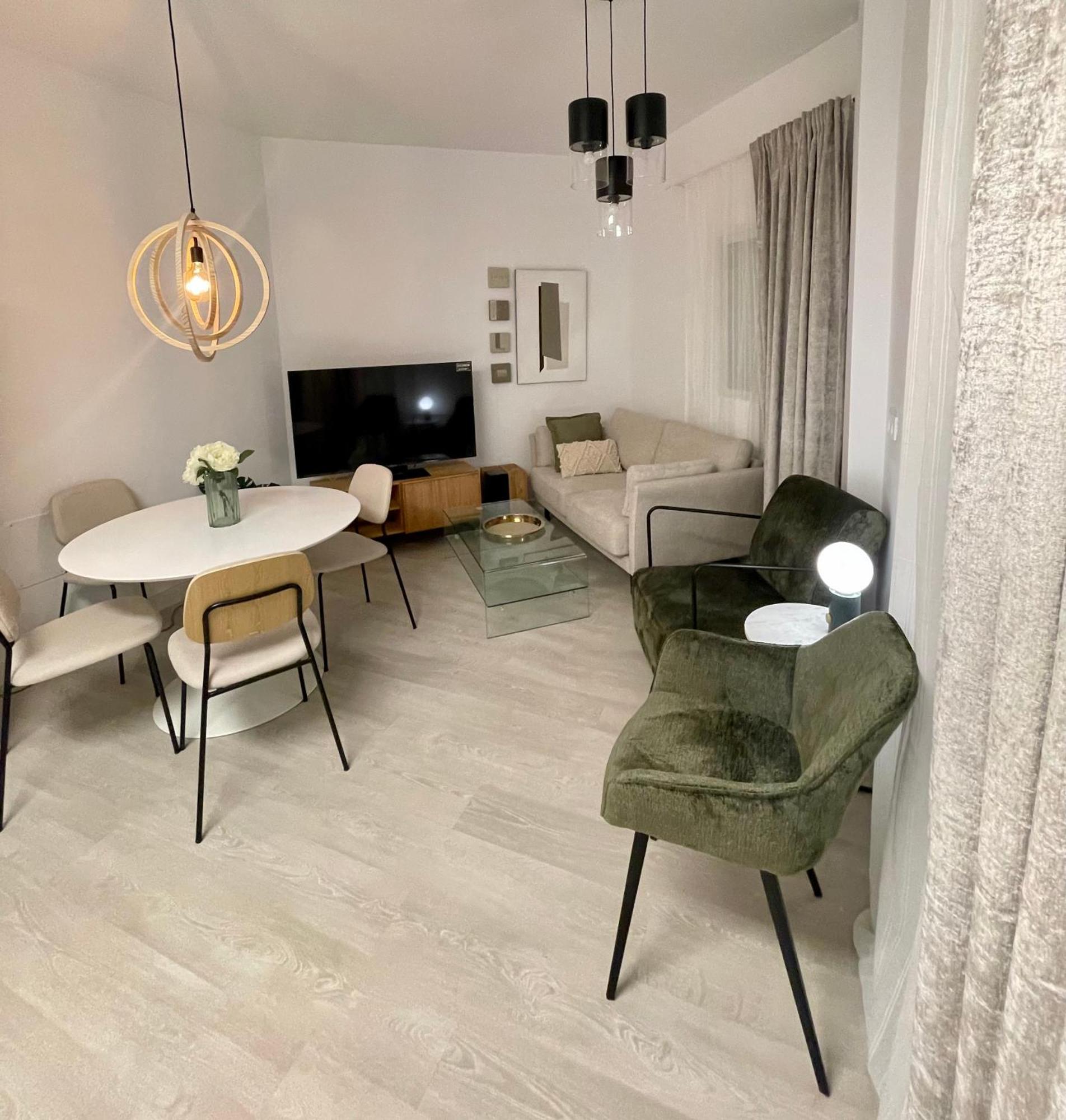 Historical Centre! Private Terrace & Gym-Near Public Parking Apartment Malaga Ngoại thất bức ảnh