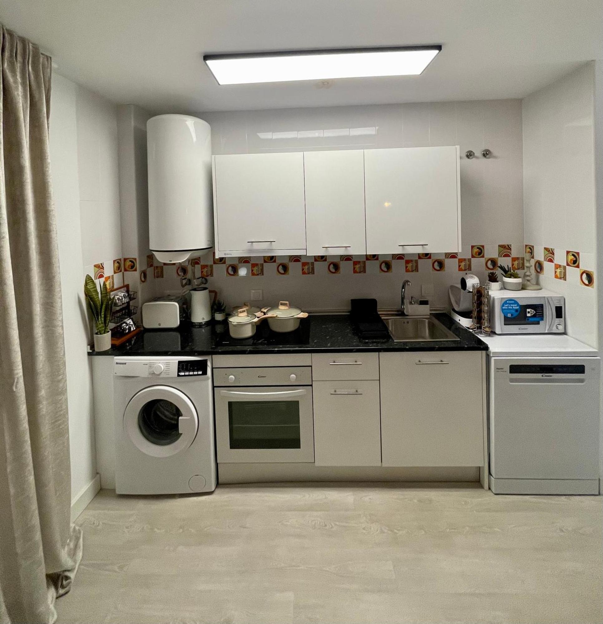 Historical Centre! Private Terrace & Gym-Near Public Parking Apartment Malaga Ngoại thất bức ảnh